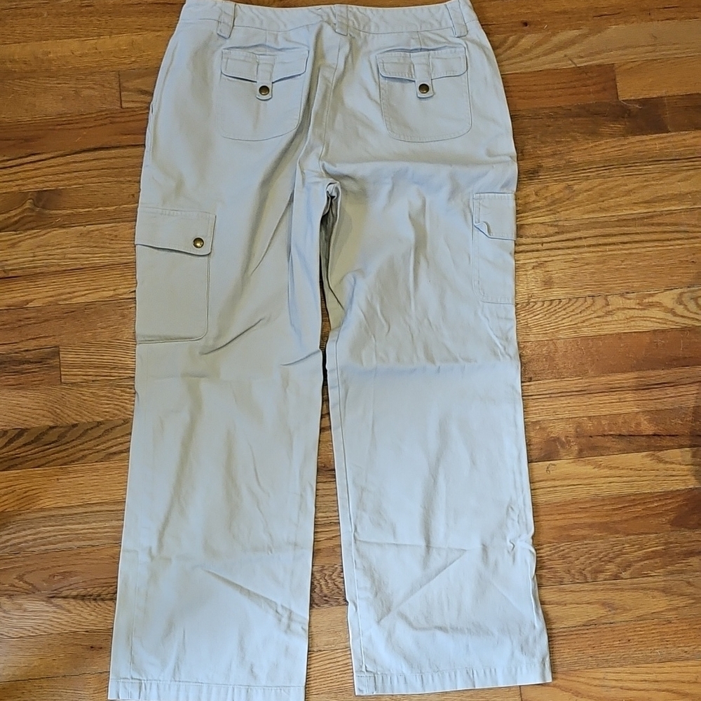 Larry Levine Stretch Pants in Cream - Picture 2 of 3